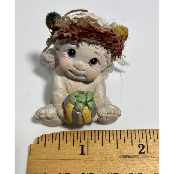 Cast Art Industries Dreamsicle Cherub with Present. 1.5” Vintage 1996 - Picture 7 of 9